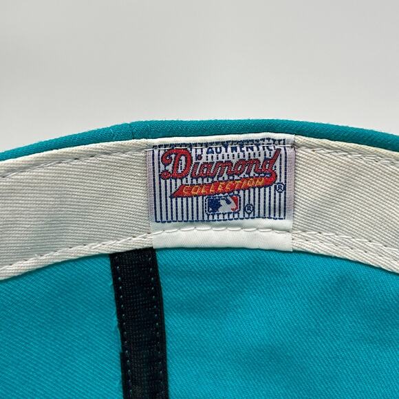 Vintage 90s Florida Marlins Hat Baseball Cap Fitted 7 1/8 Green New Era USA Made - Picture 13 of 14